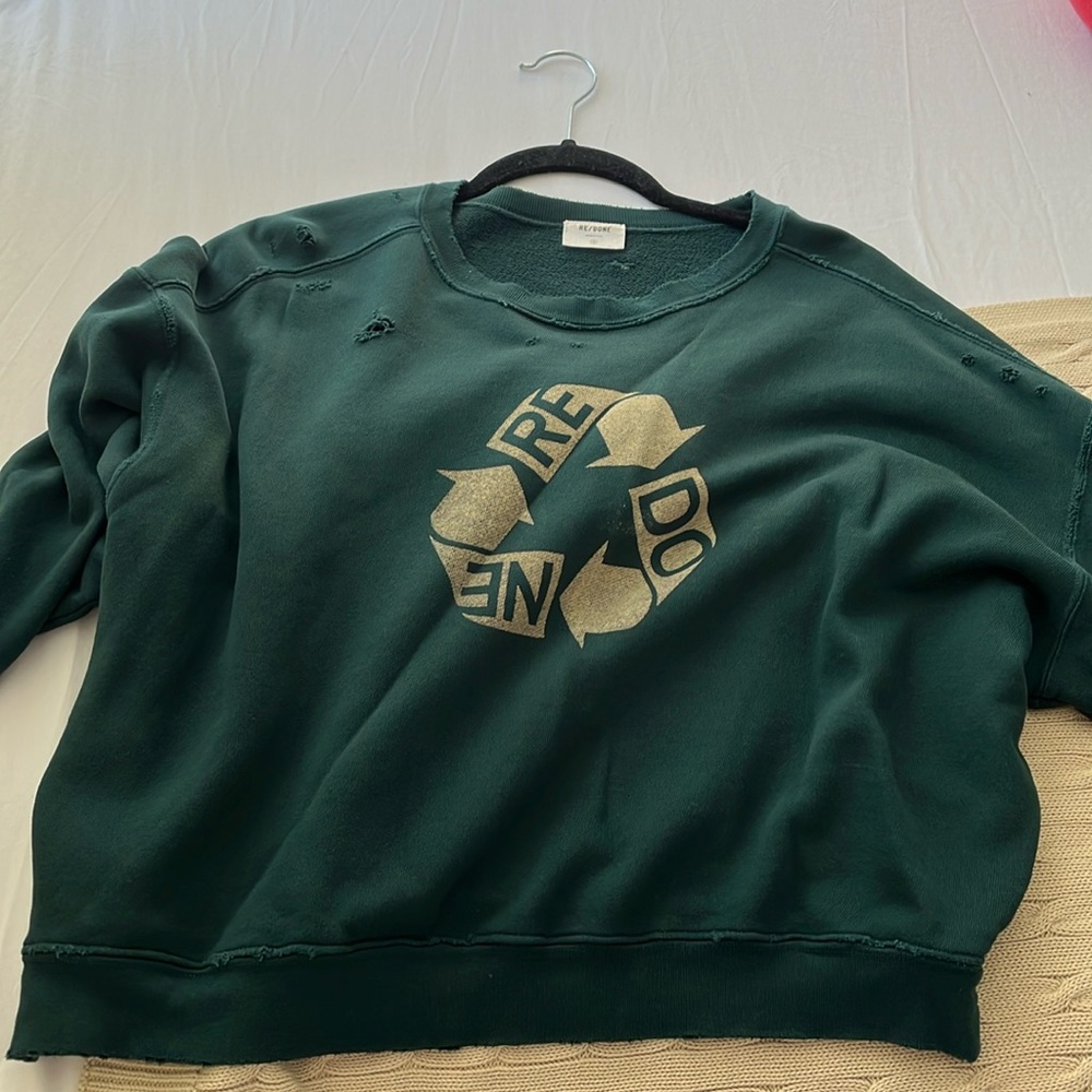 Redone green crew neck distressed
